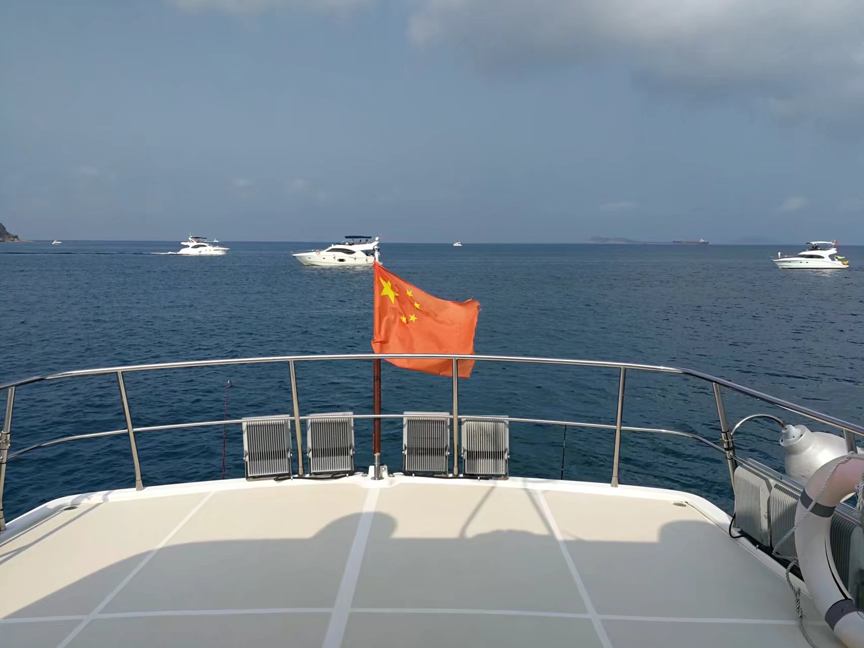 海南三亞美圖游艇出海